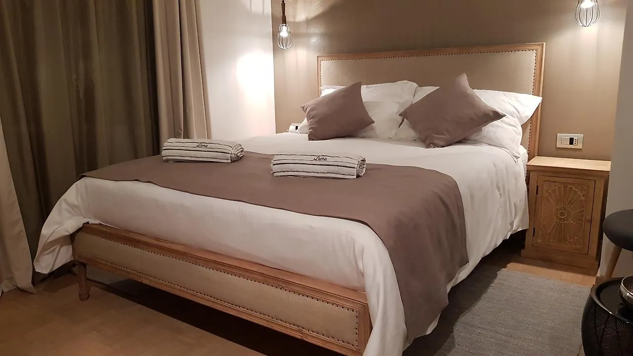 Boutique Rooms Luna Umag Bed & Breakfast